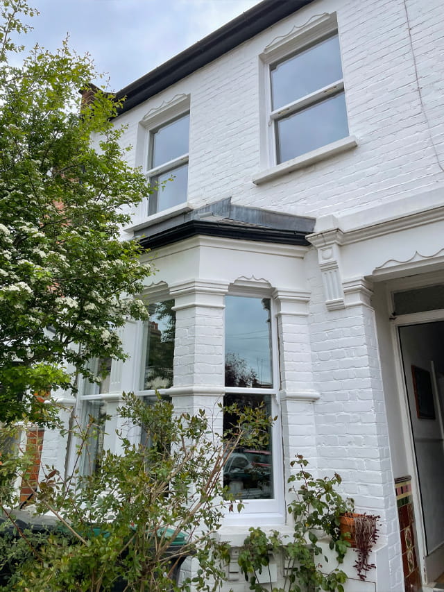Authentic Wooden Bay Windows Repair and Installation service in North London