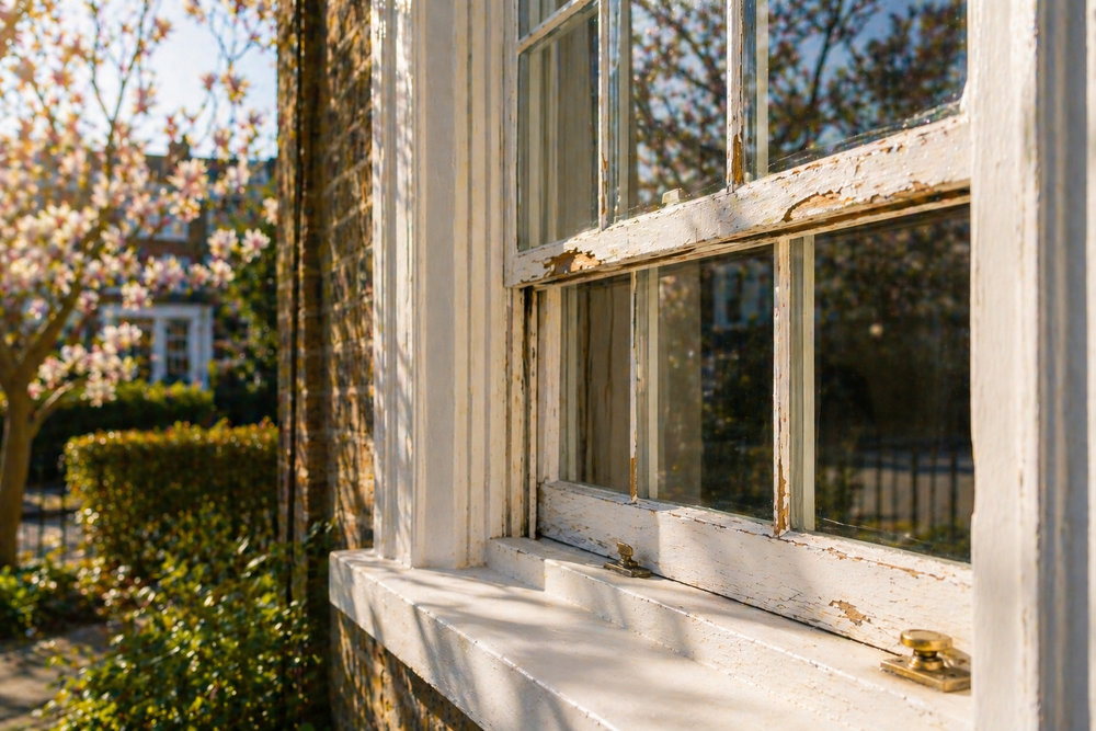 The Best Time of Year to Restore Your Sash Windows
