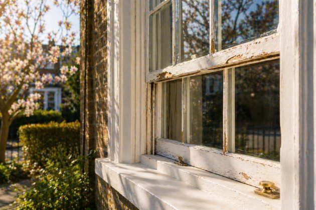 The Best Time of Year to Restore Your Sash Windows