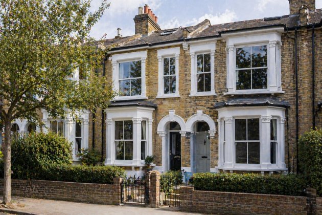 How to Maintain Timber Windows in Barnet - Professional Advice for Homeowners